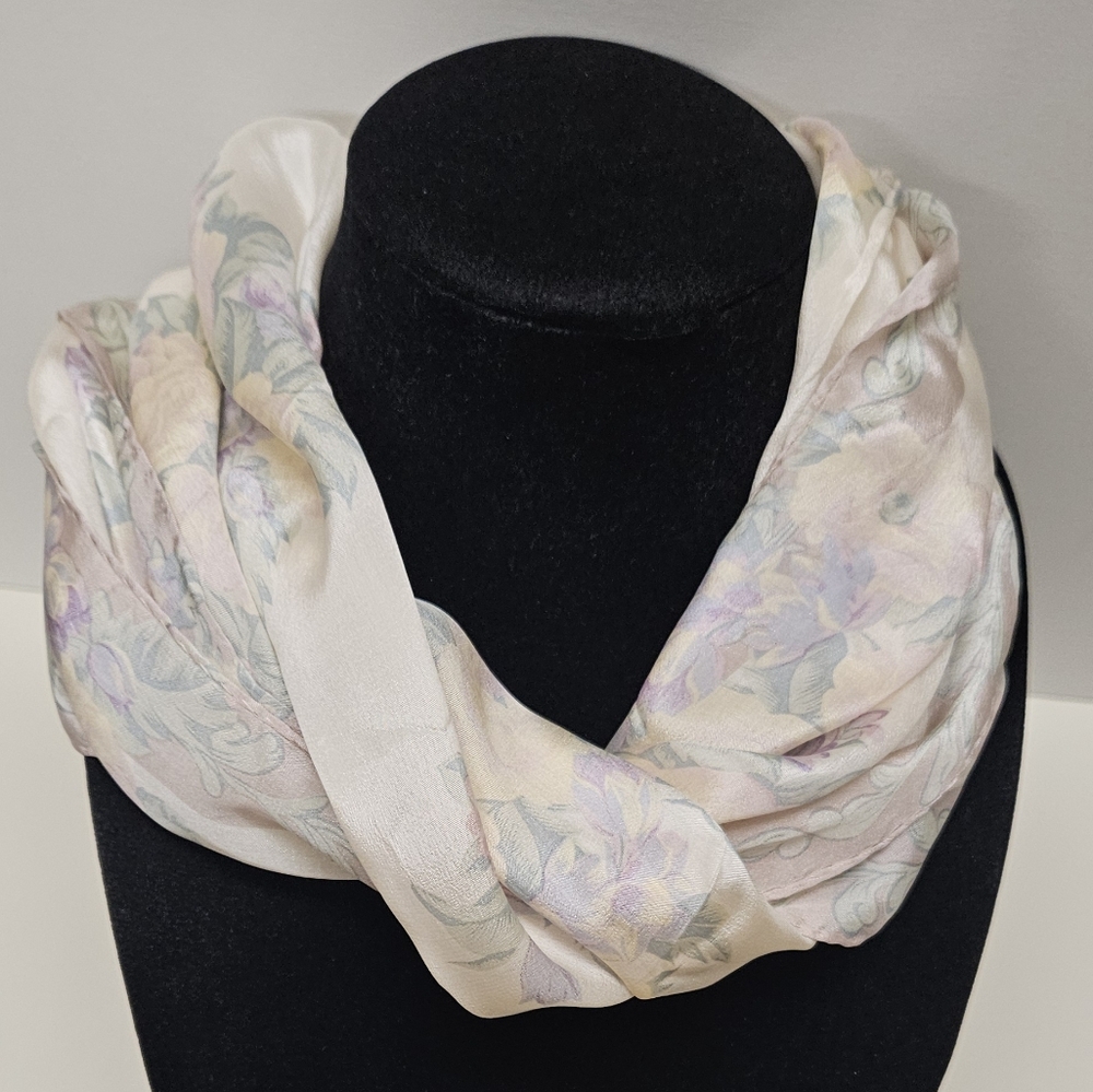 NWT Liz Claiborne Silk Scarf